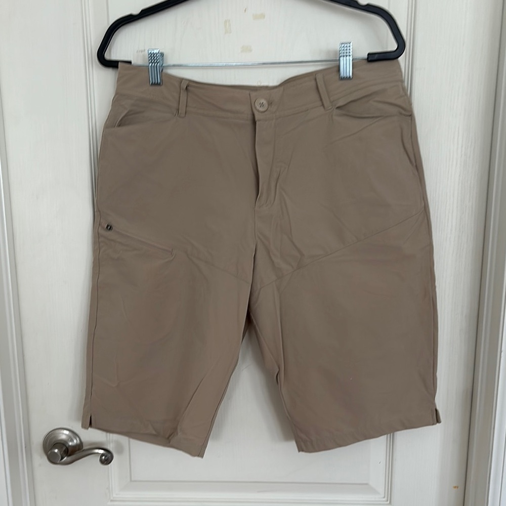 Willit Women’s Tan Shorts